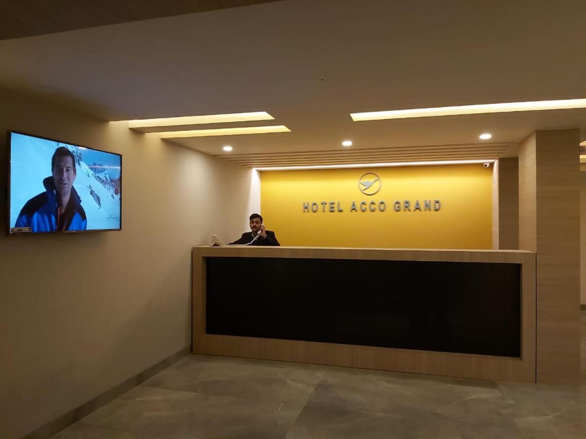 Acco Grand Hotel Lucknow Ngoại thất bức ảnh